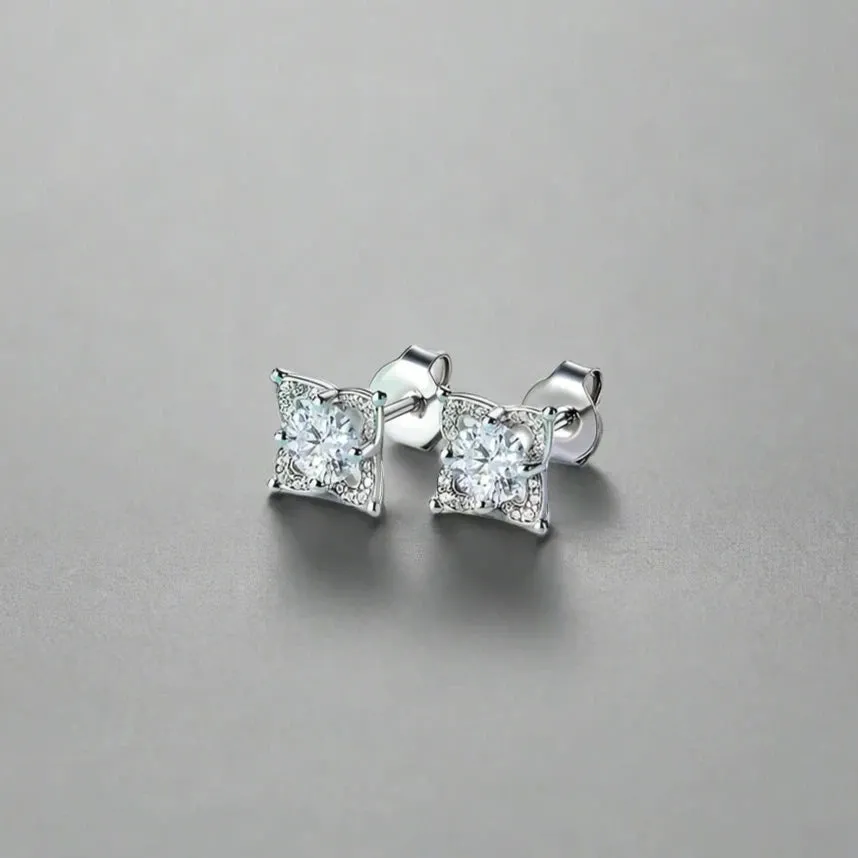 0.5 Ct Round Diamond Flower Stud Earrings