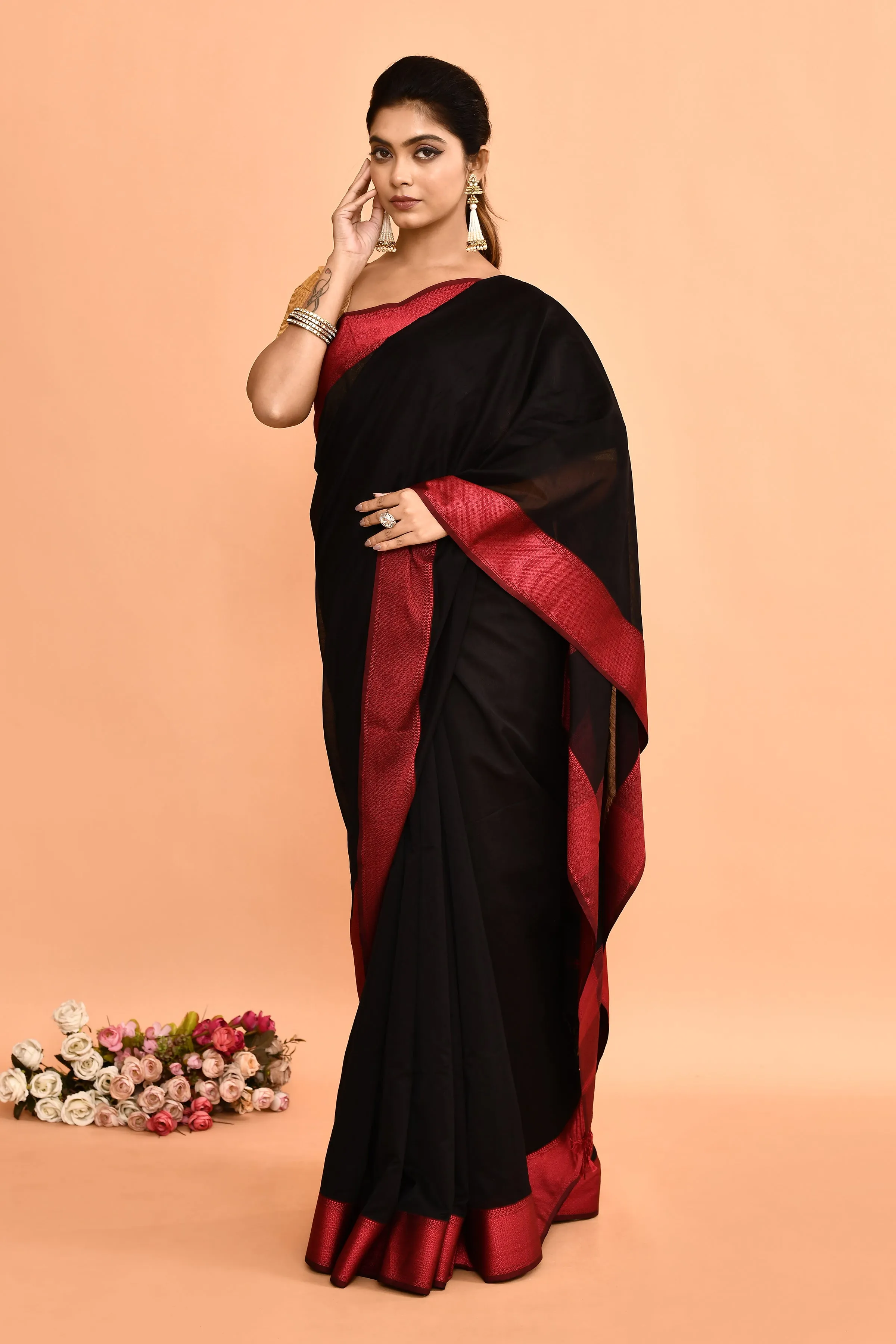 Black Maheshwari Saree With Contrast Resham Border