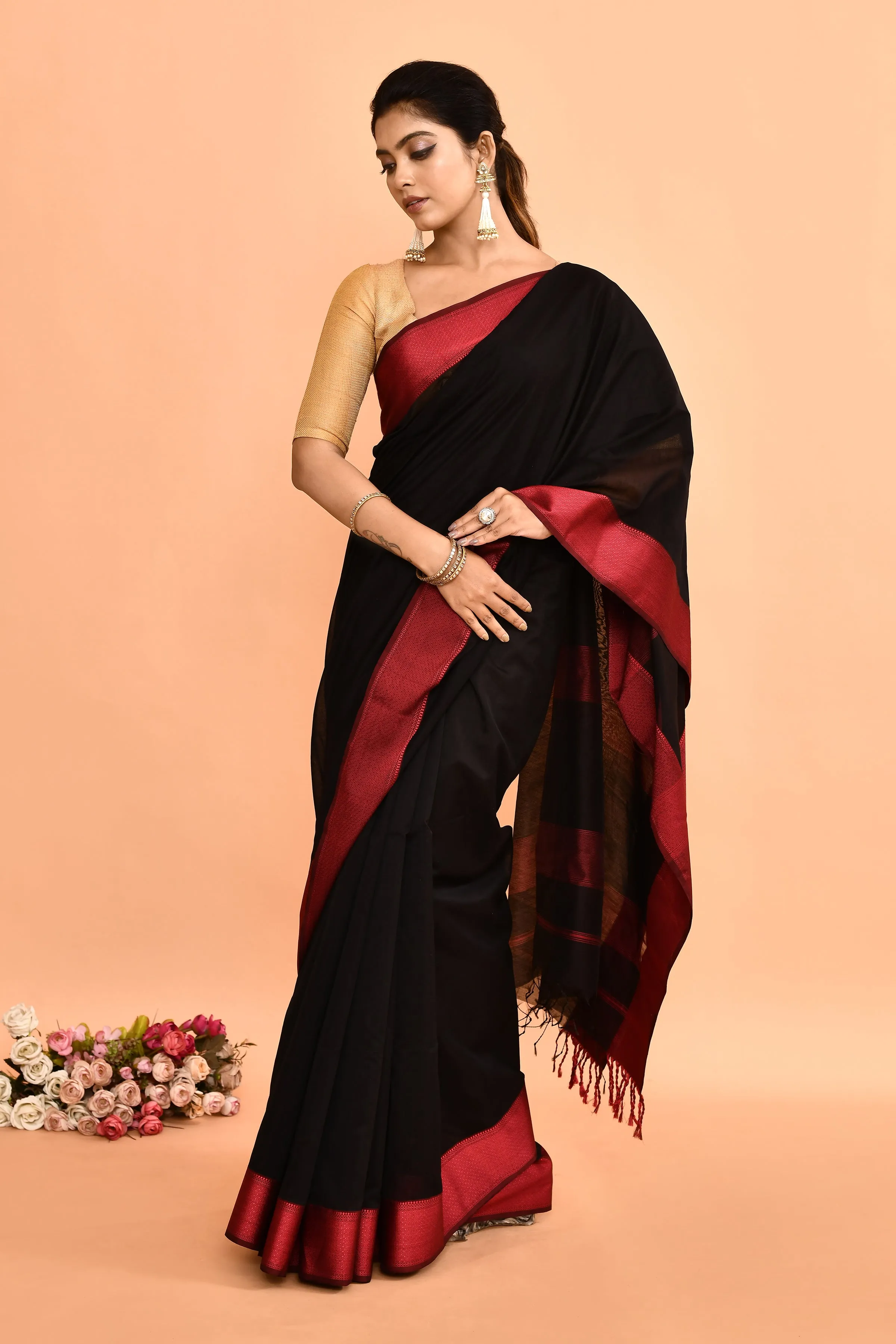 Black Maheshwari Saree With Contrast Resham Border