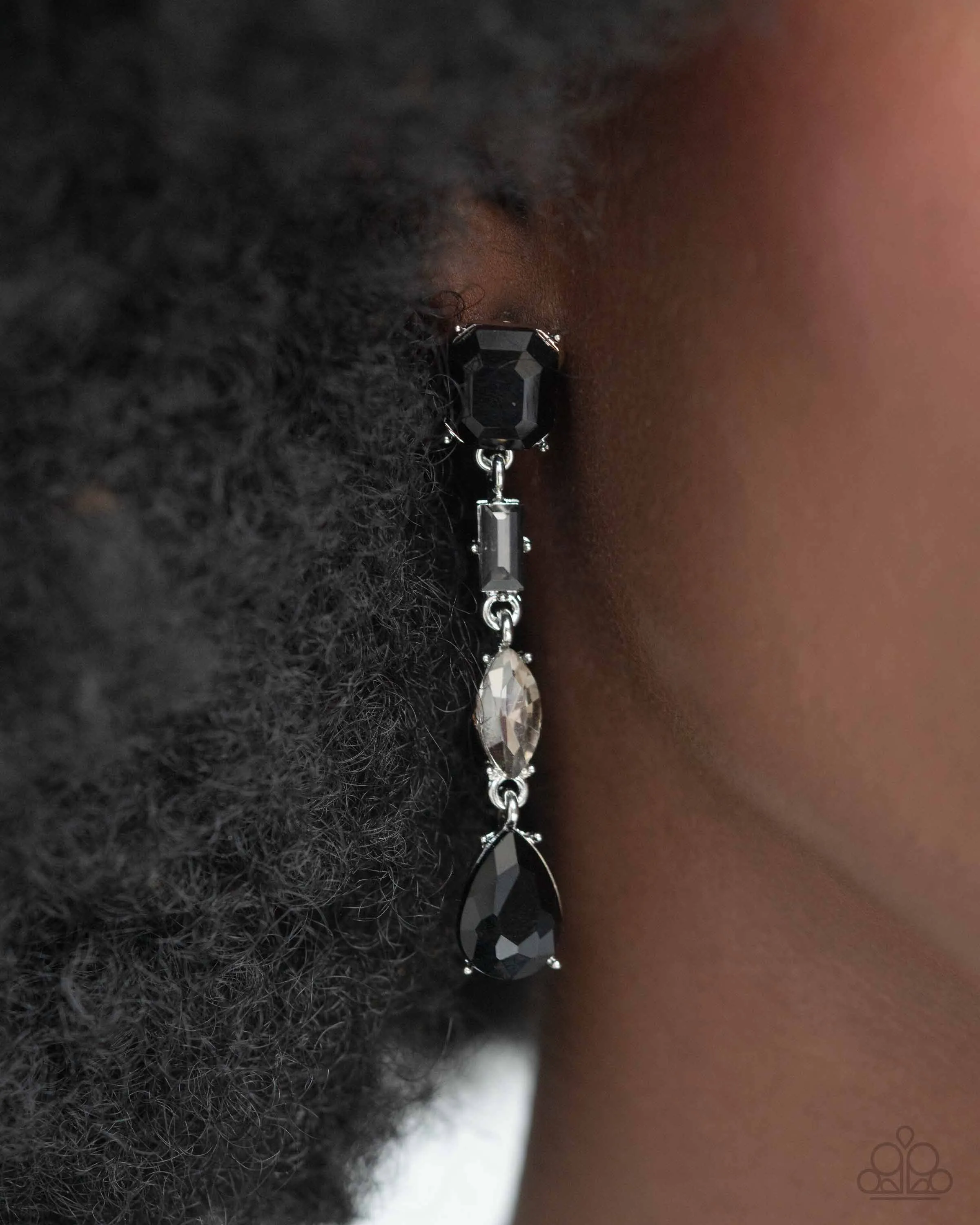 Complete Look - Black Necklace and Earrings