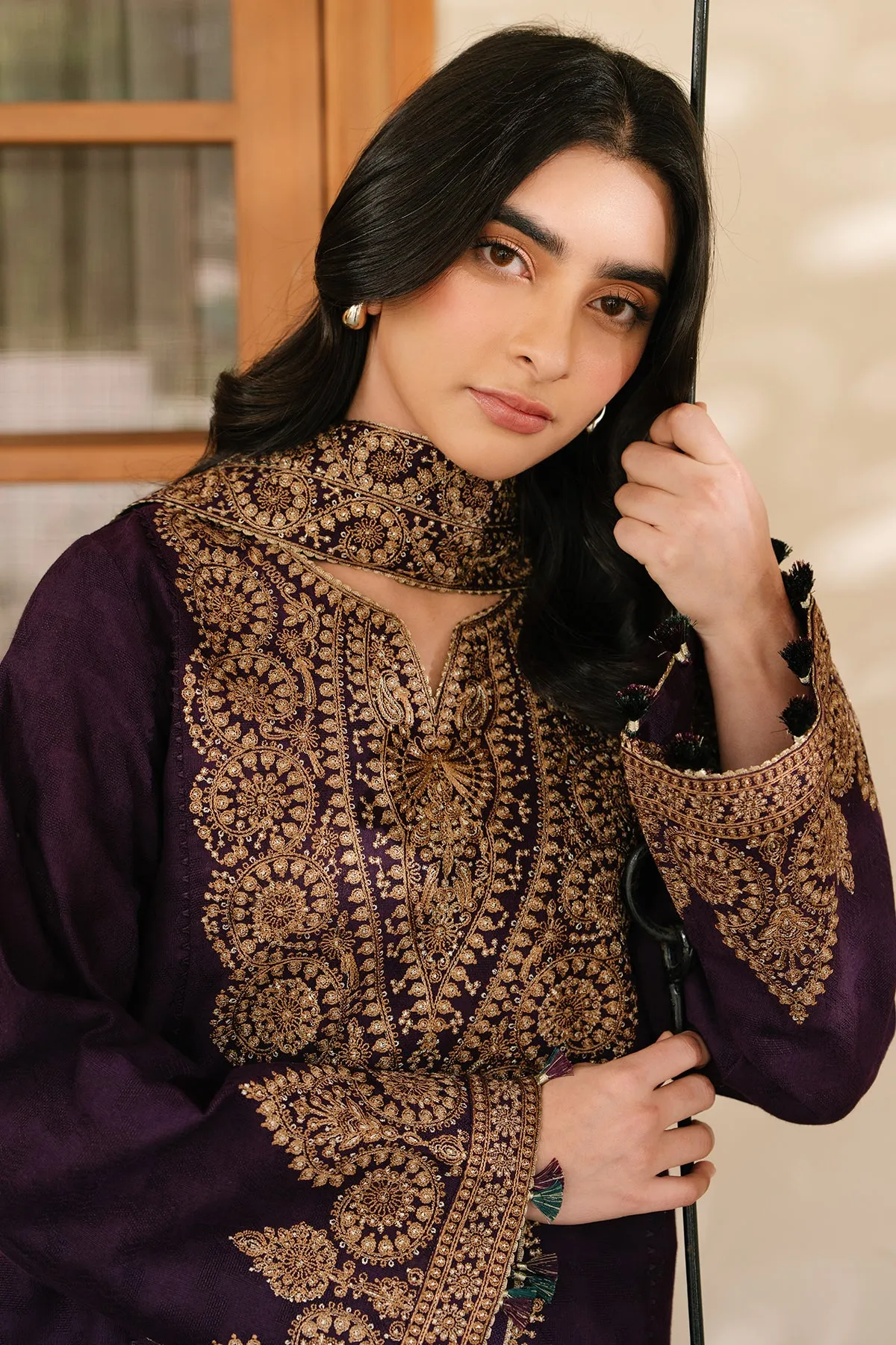 EMBROIDERED JACQUARD KHADDAR UW-0125