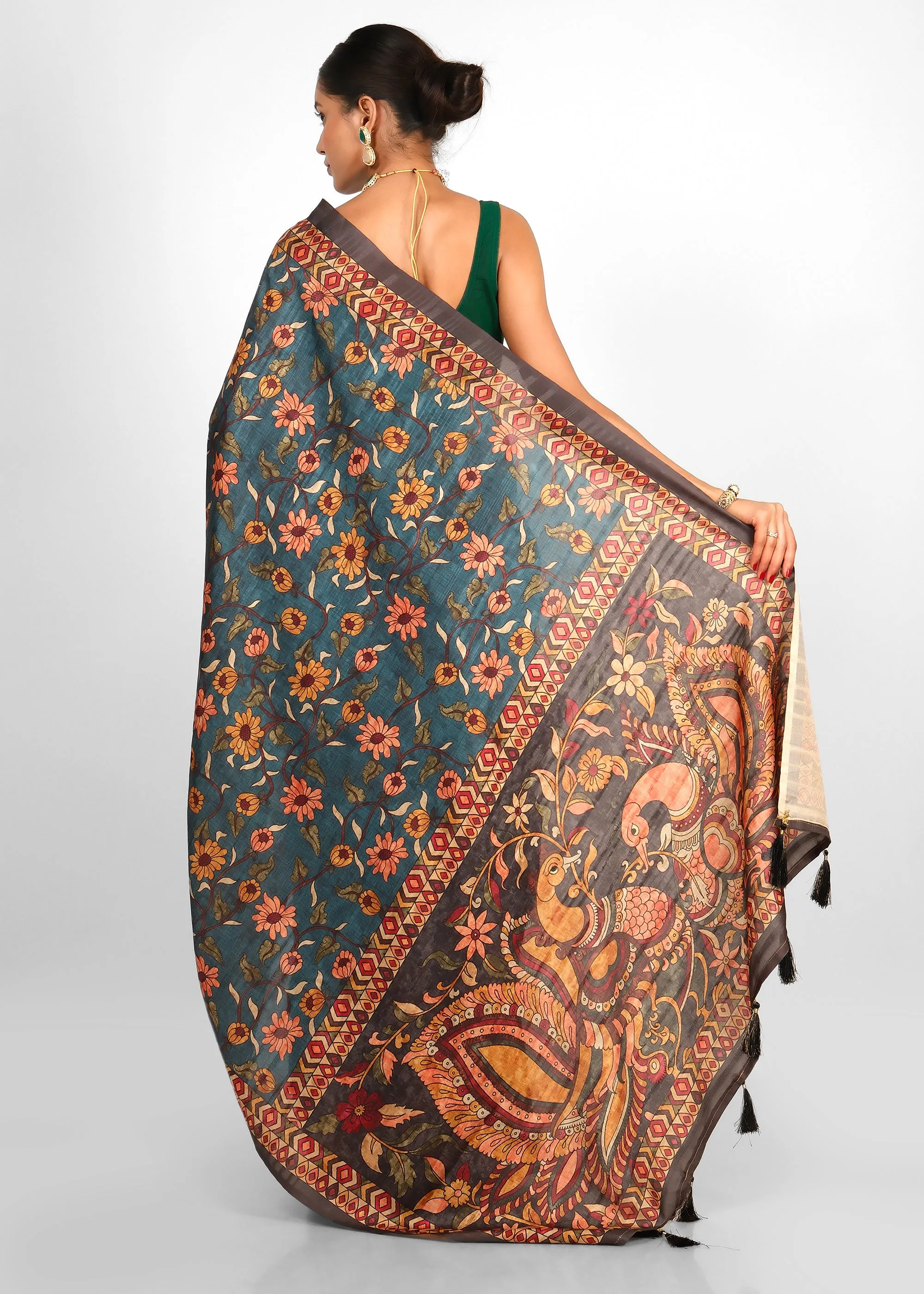 Exquisite Floral Motif Silk Saree with Peacock Design