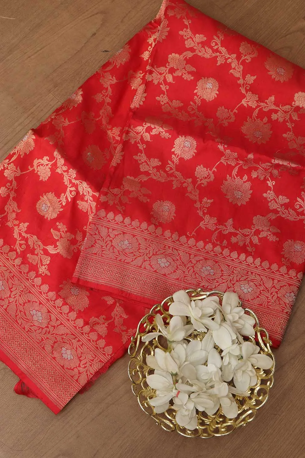 Exquisite Red Banarasi Handloom Pure Katan Silk Dupatta