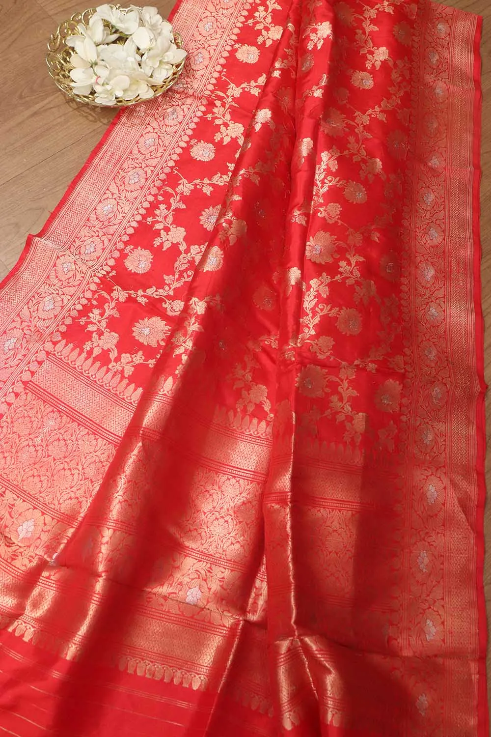Exquisite Red Banarasi Handloom Pure Katan Silk Dupatta