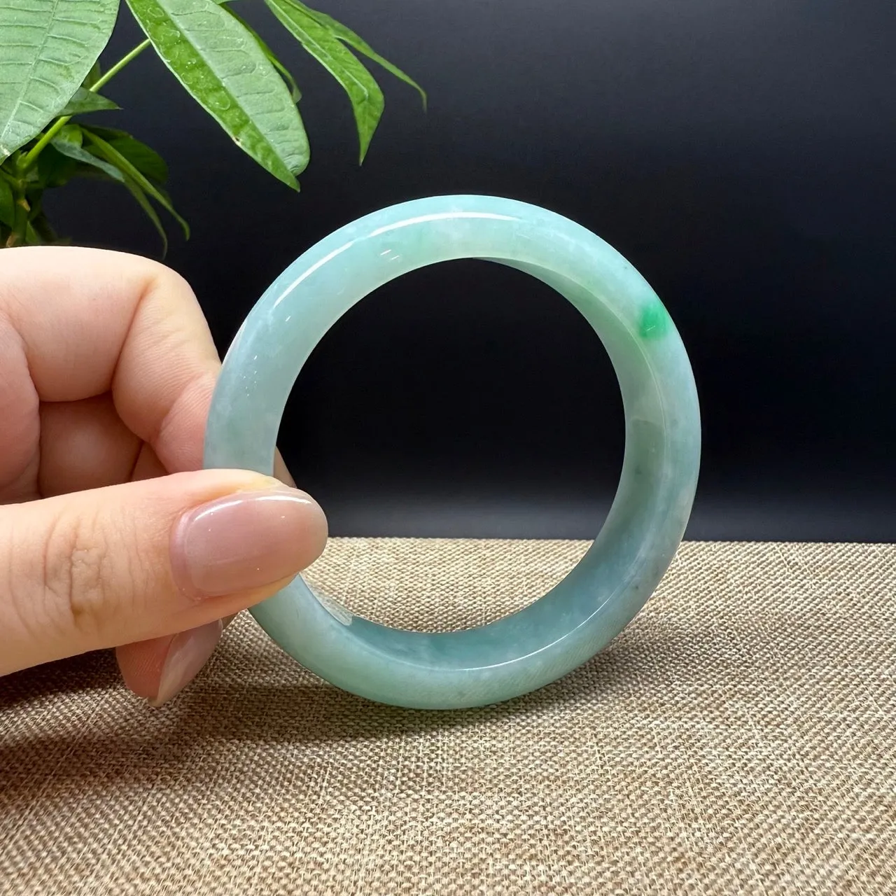 Genuine Burmese Green Jade Jadeite Bangle Bracelet ( 58.1mm )