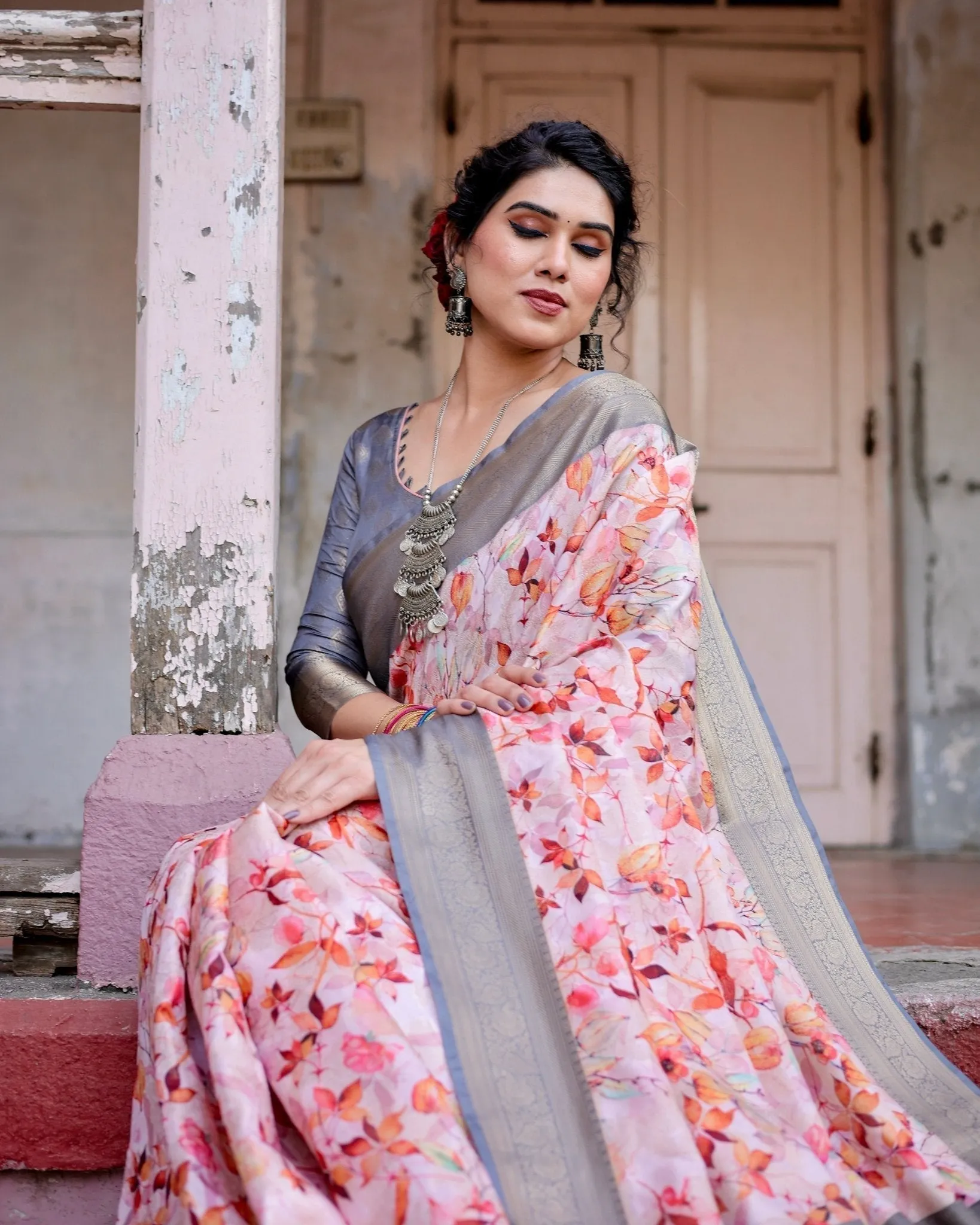 Graceful Grey Banarasi Silk Saree with Floral Elegance and Zari Accents