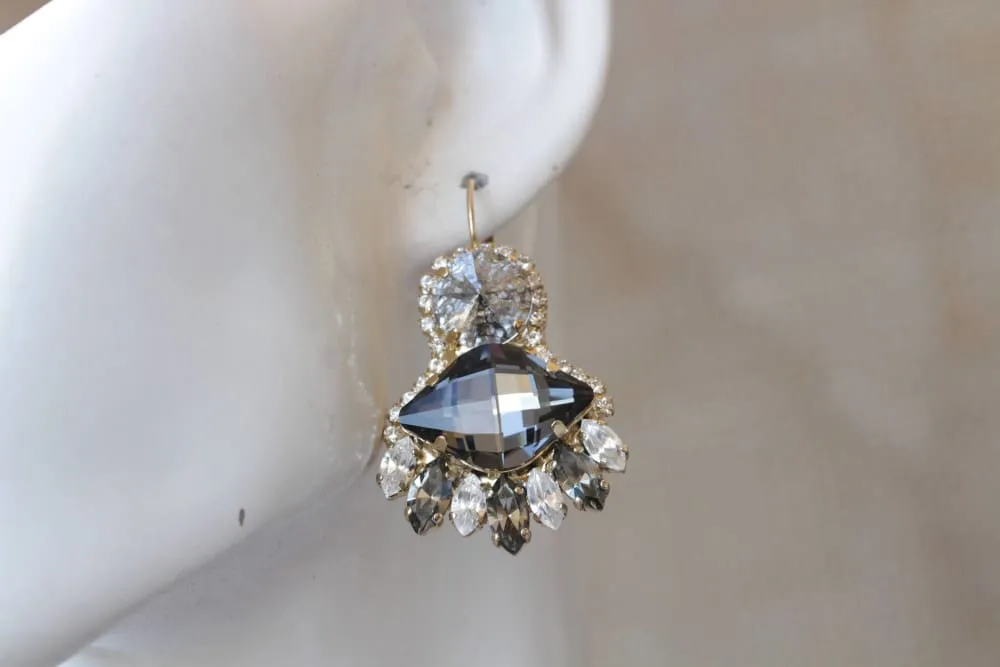 GRAY DANGLE EARRINGS