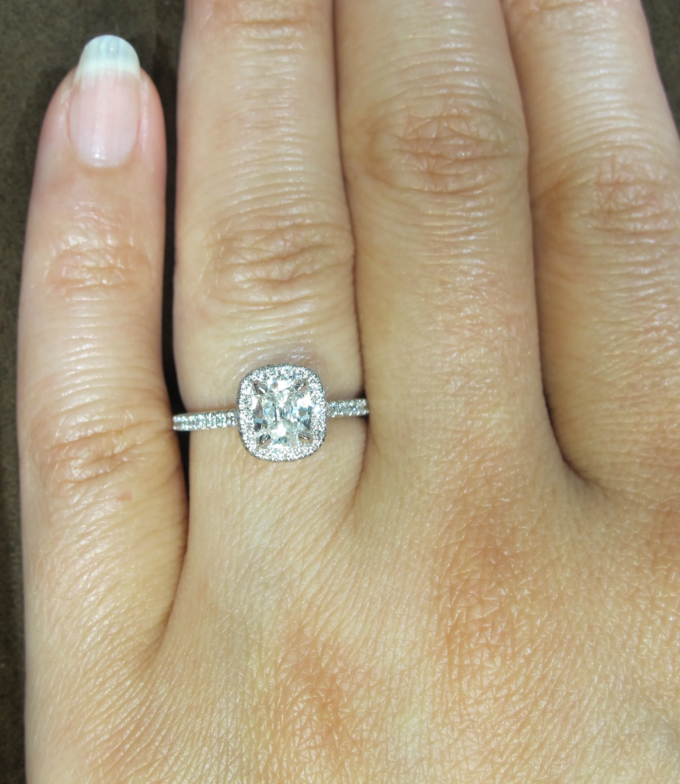 Henri Daussi Designer Signed 0.99ct tw Cushion Halo Engagement Anniversary Ring