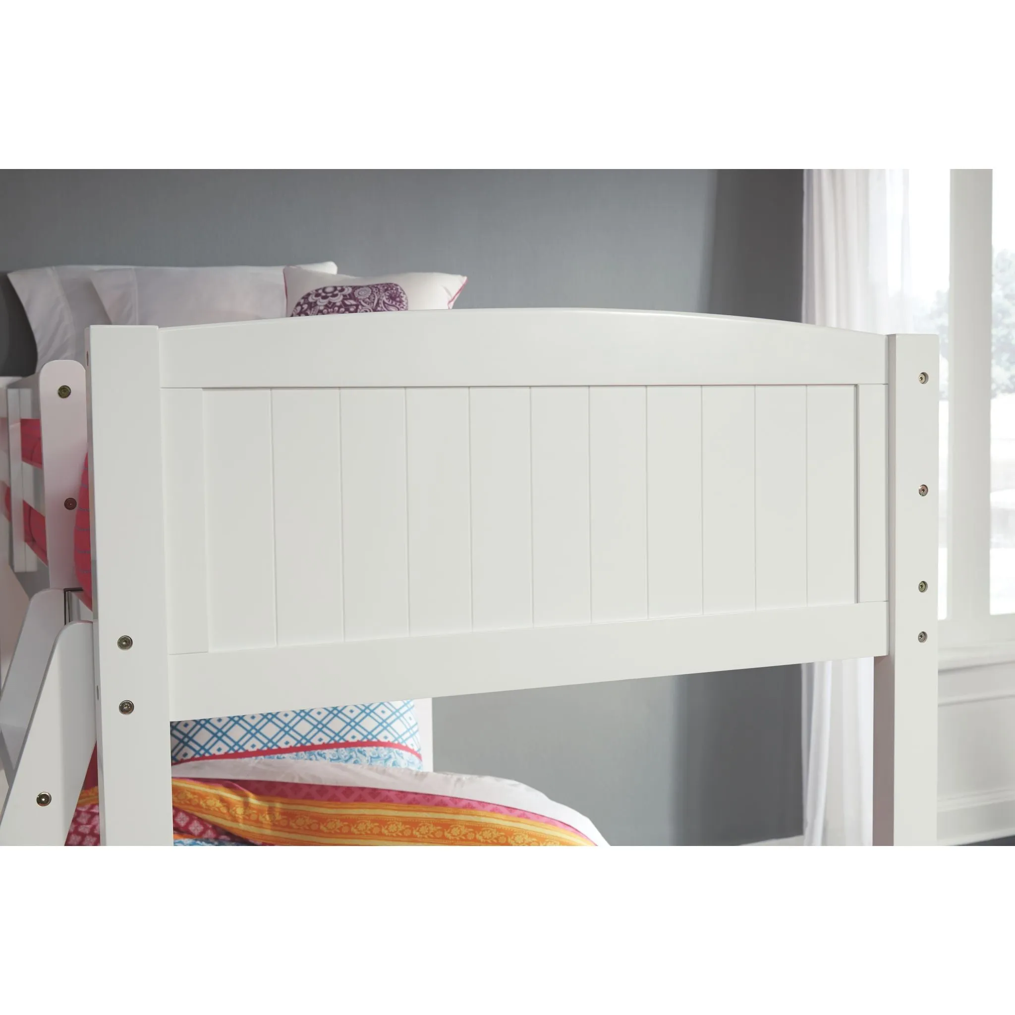 Kaslyn Twin Bunk Bed Rails and Ladder - White