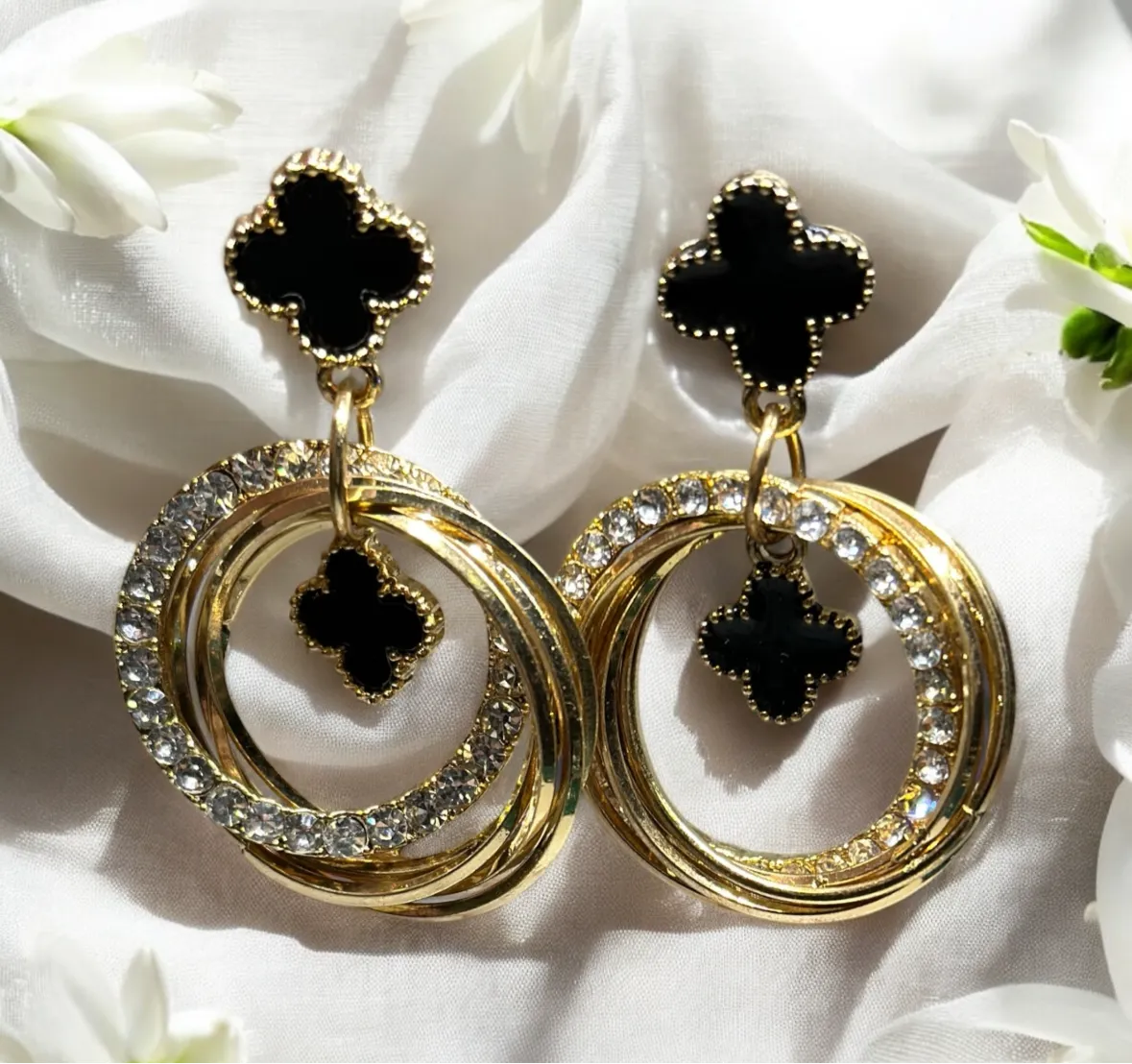 Lux - Golden clover earrings | rhinestone elegant earrings
