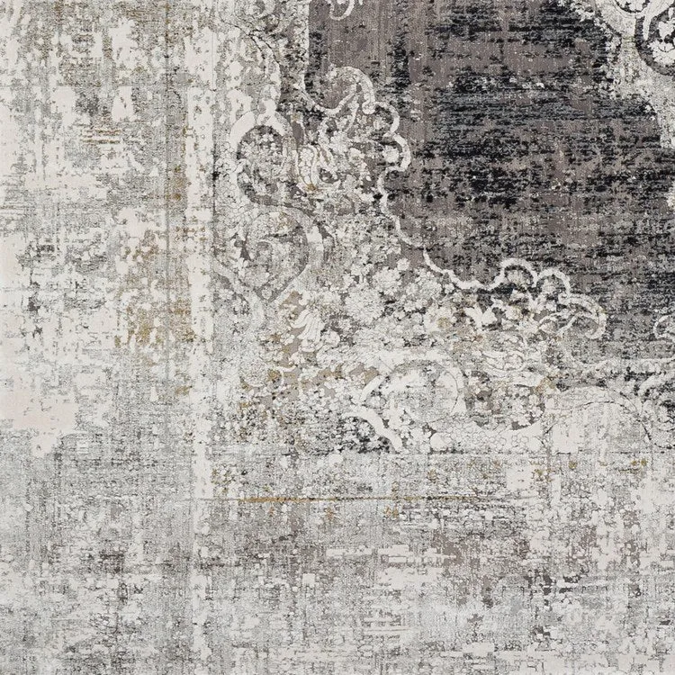 Poneto 7.5' x 11' Area Rug