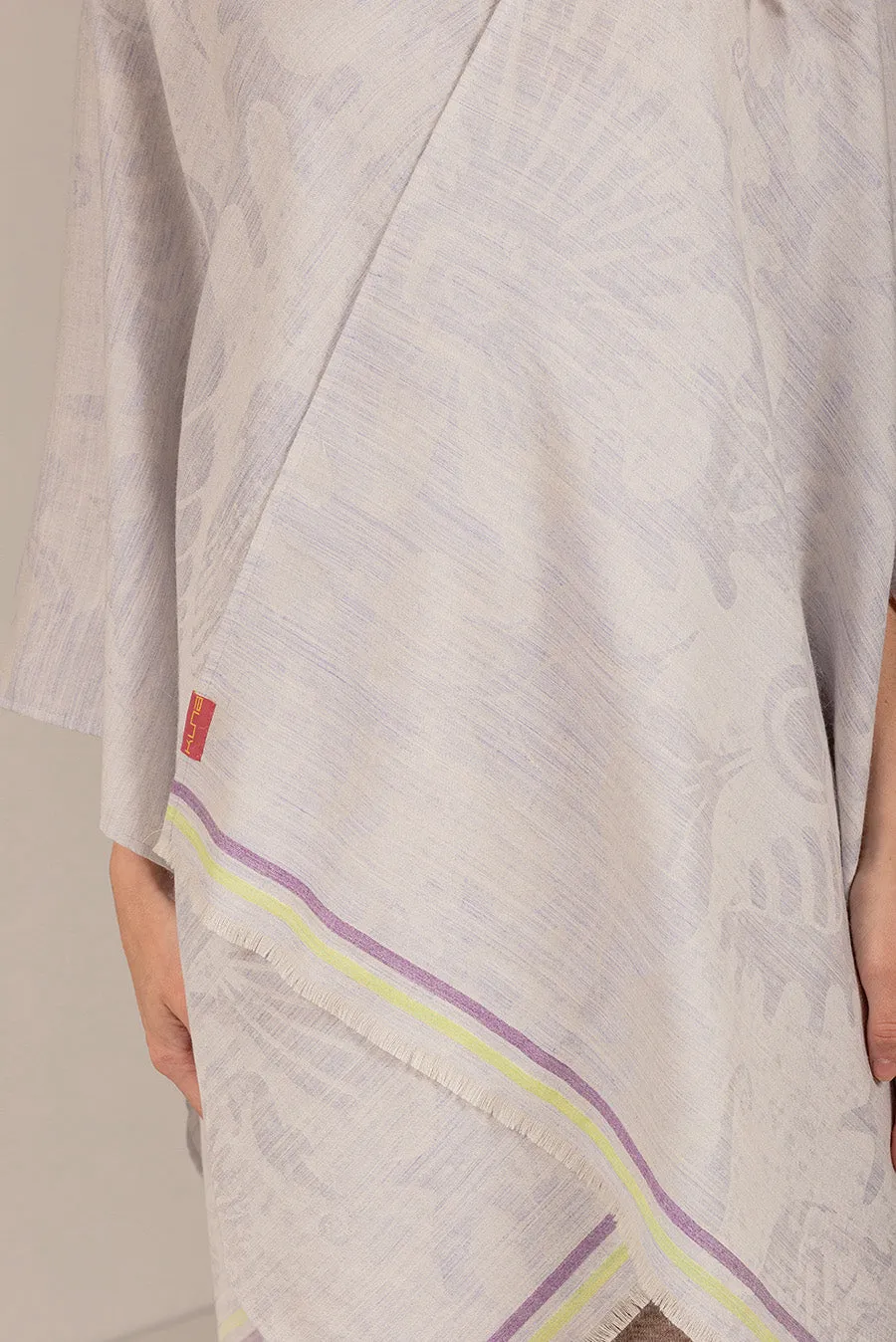 Uv Cape Baby Alpaca Color Blue Claro