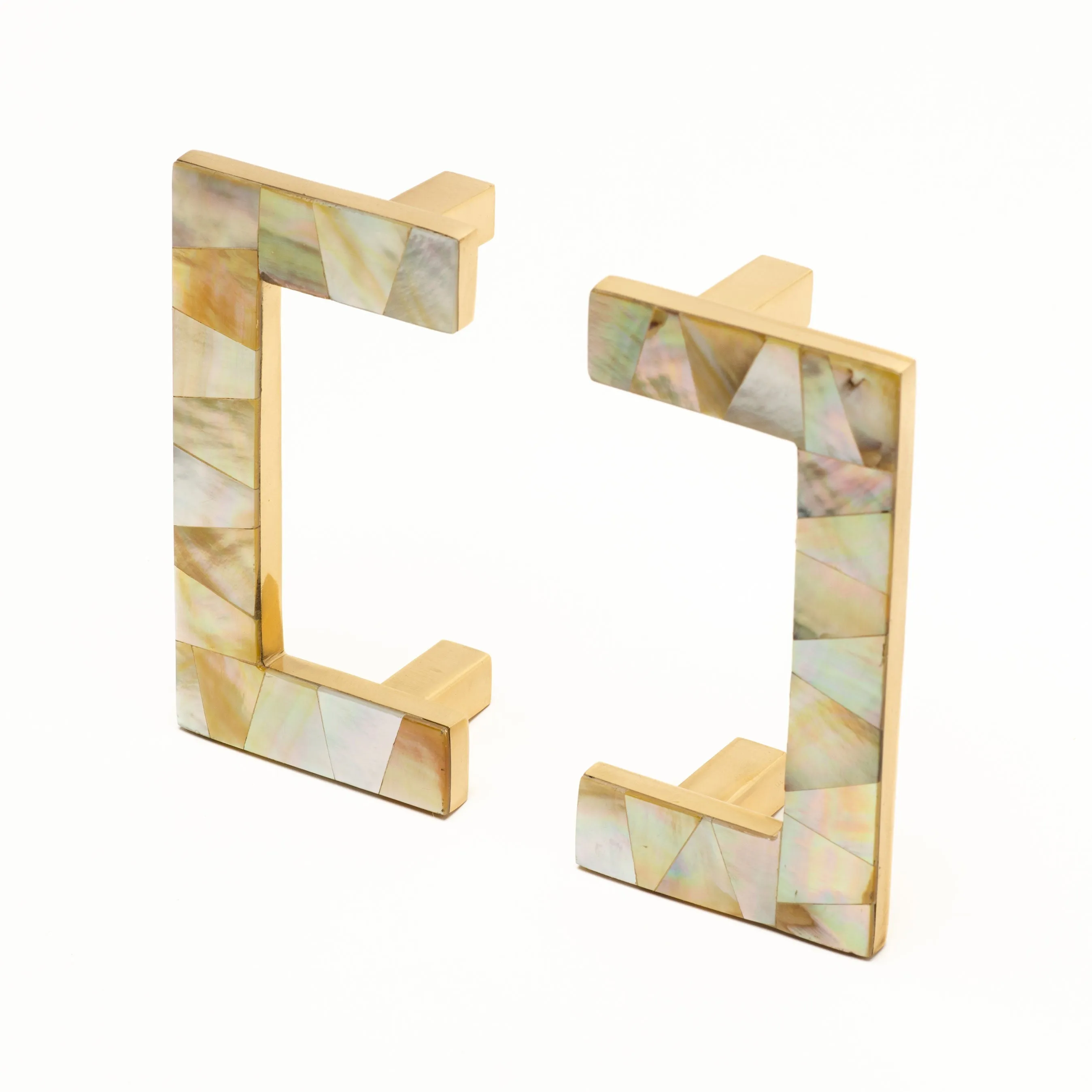 Williams Mother of Pearl 3.90" Pull Set