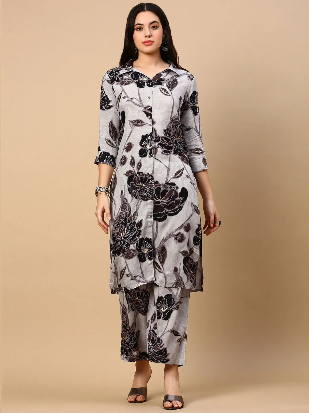 Women Floral Grey Straight Kurta Set